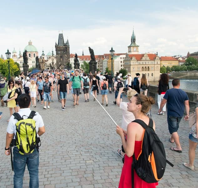 Eco-Tourism: CO₂ Monitoring for Better Ventilation